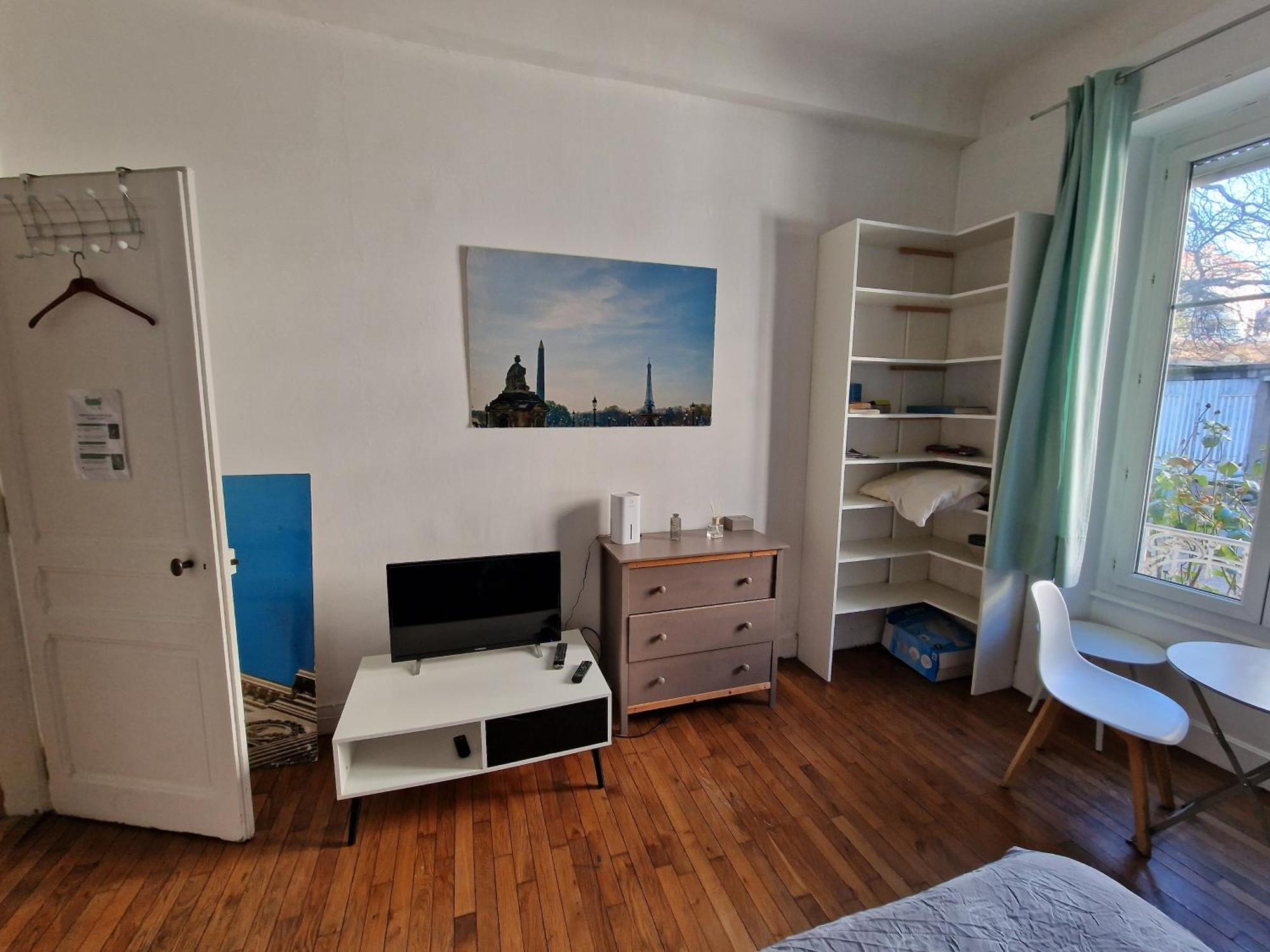 Le Klein, Studio Au Calme Au Centre De Besançon Exterior foto